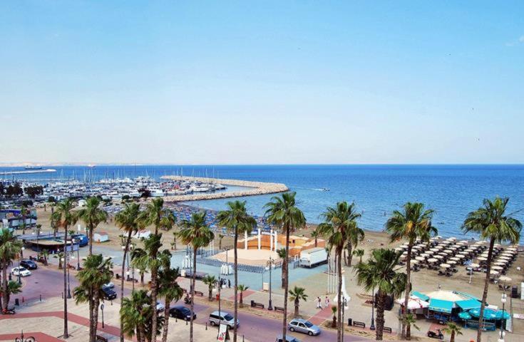 Paradise By The Sea Larnaka Exterior foto