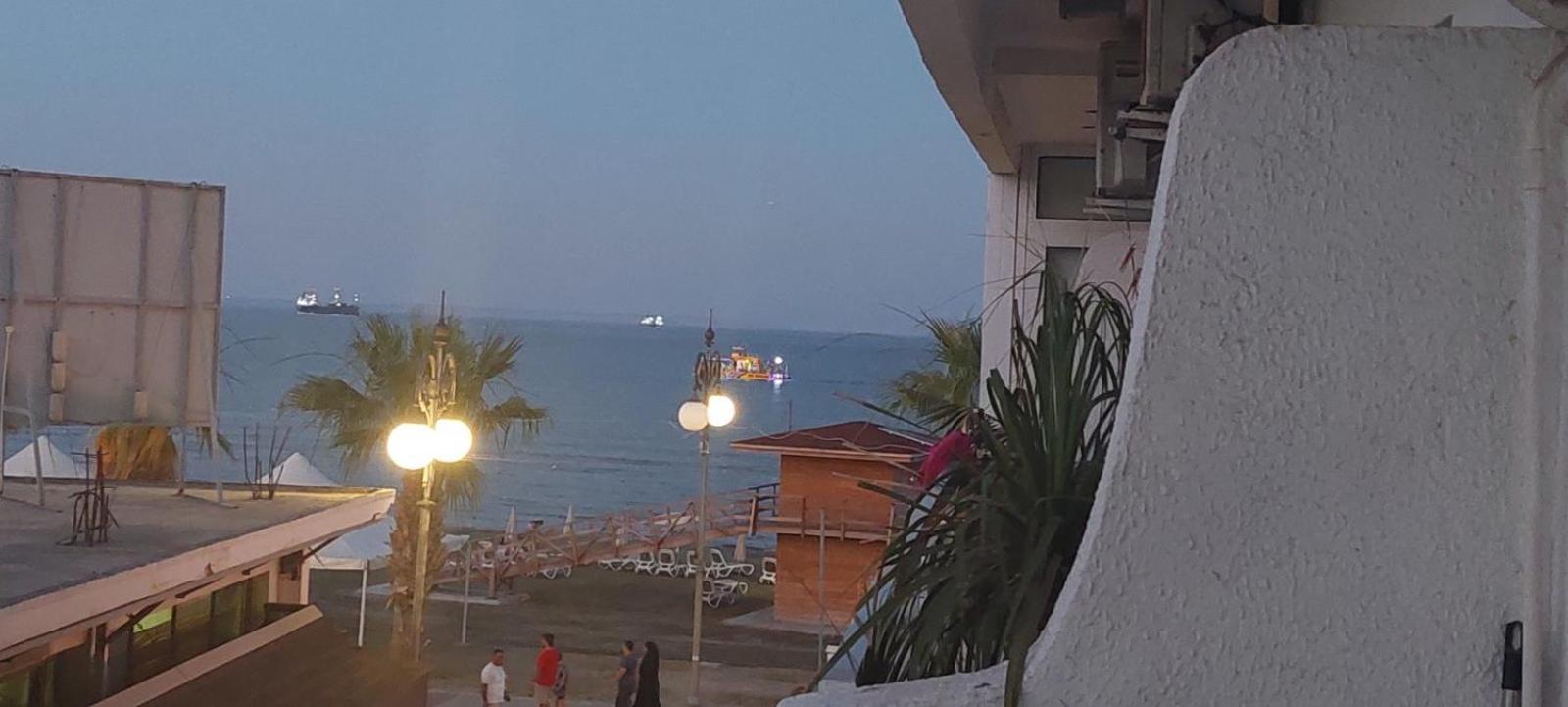 Paradise By The Sea Larnaka Exterior foto